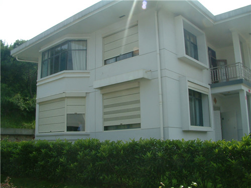 升湖别墅&湘联铝合金卷帘窗项目