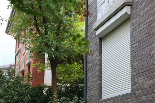 湘联外遮阳卷帘窗